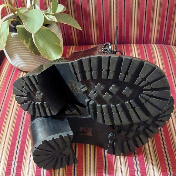 Jeffrey Campbell Black Glossy Combat Boots - Picture 13 of 16